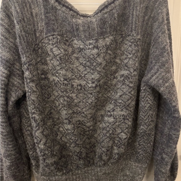 FLAW Free People grey lace up wool sweater size M (no string to lace up) - Picture 16 of 16